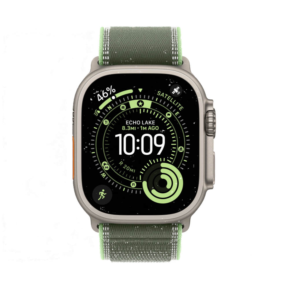 На фото изображено Apple Watch Ultra 3 GPS + Cellular, 49 мм, корпус из натурального титана, ремешок Trail, цвет зелёный, M/L