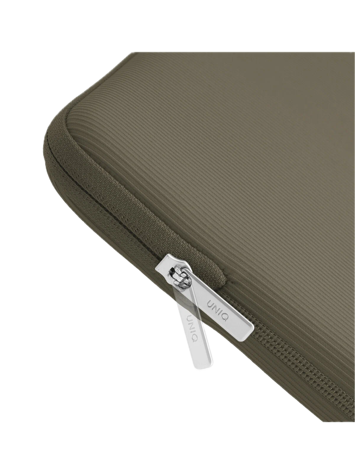 Фото Uniq Cyprus Ridge Edition для MacBook Air 13, Dark Sage Green На фото изображено Uniq Cyprus Ridge Edition для MacBook Air 13, Dark Sage Green