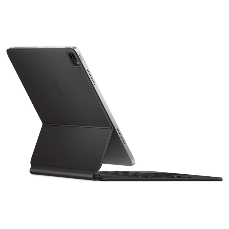 На фото изображено Клавиатура Apple Smart Keyboard Folio для iPad Air 13" (2024) и iPad Pro 12.9" (2022), чёрный