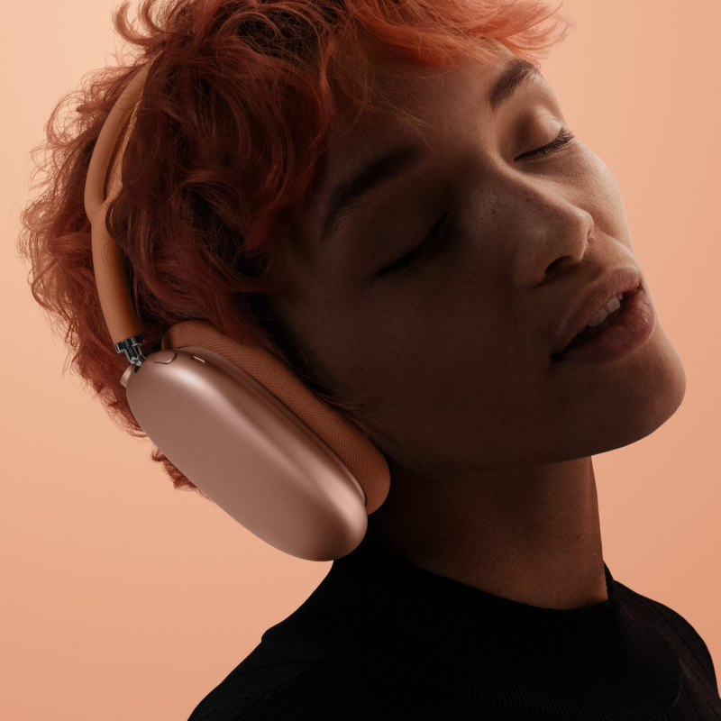 На фото изображено Наушники Apple AirPods Max 2, Полуночный черный